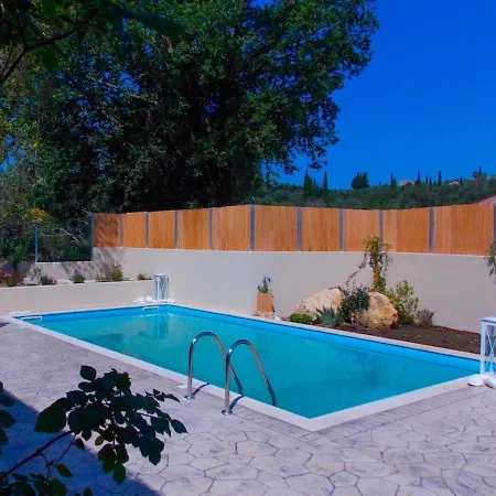Villa Zoe & Haris Villas *