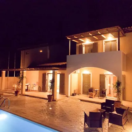 Zoe & Haris Villas Villa
