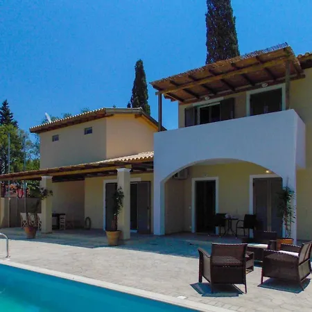 Villa Zoe & Haris Villas *