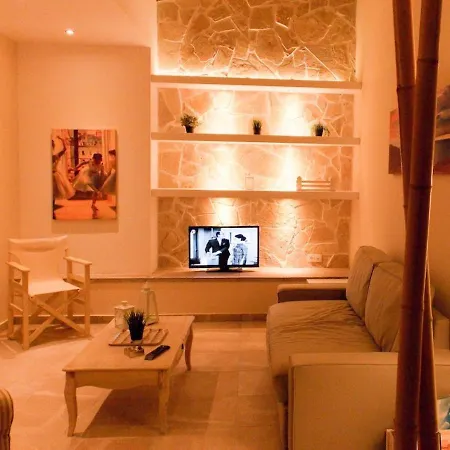 Zoe & Haris Villas Kynopiastai